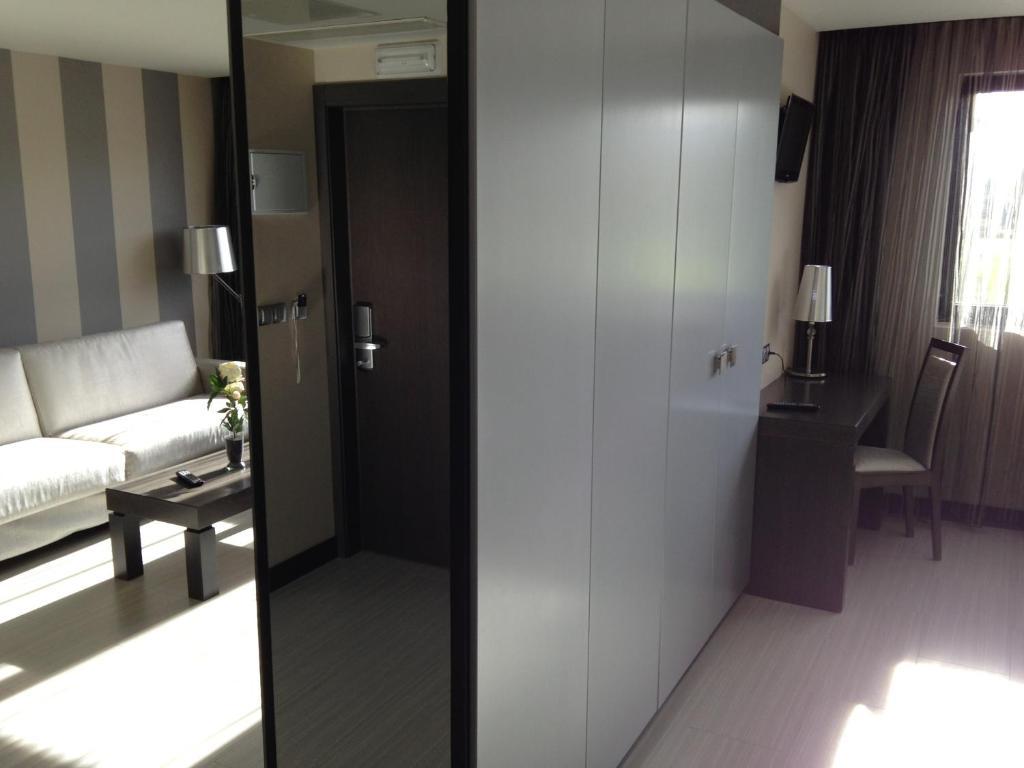 Hotel Adelma Hoznayo Oda fotoğraf
