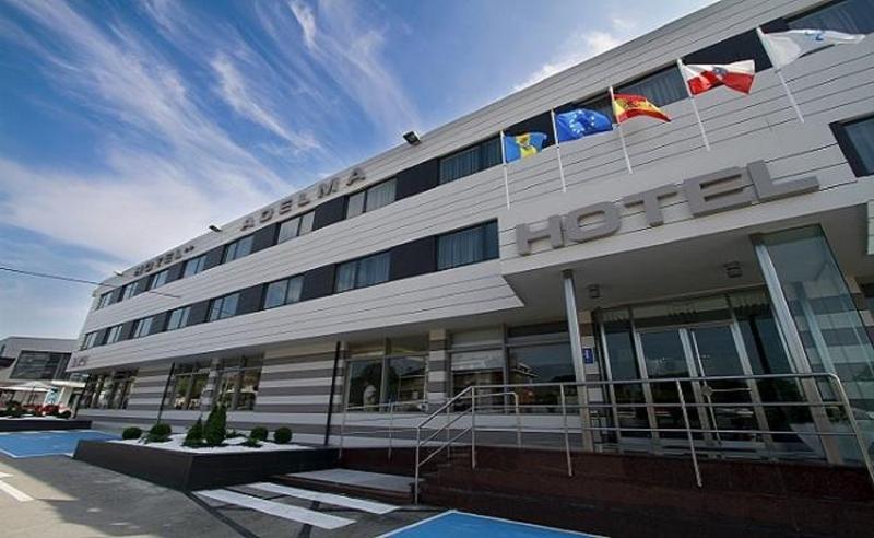Hotel Adelma Hoznayo Dış mekan fotoğraf